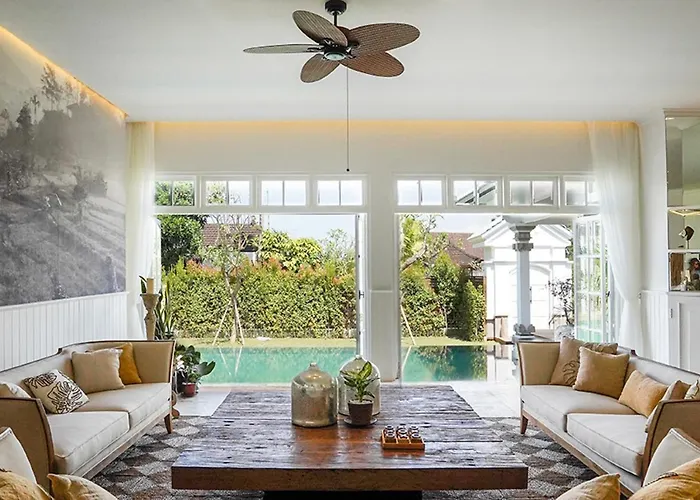 Villa Symphony White By Balisuperhost *